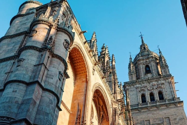 Las 10 Ciudades Más Románticas de España: Ranking Definitivo 2025